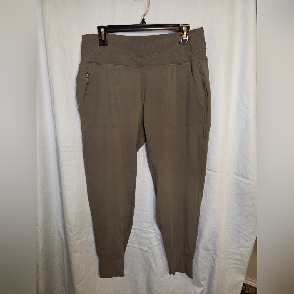 Athleta Venice High Rise Joggers in Green/Gray - Size L